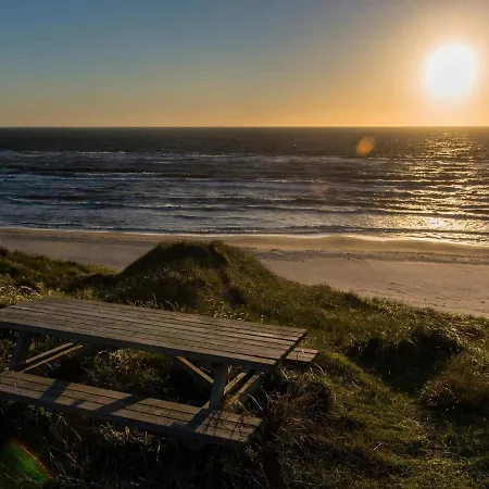 Lxx * Hirtshals